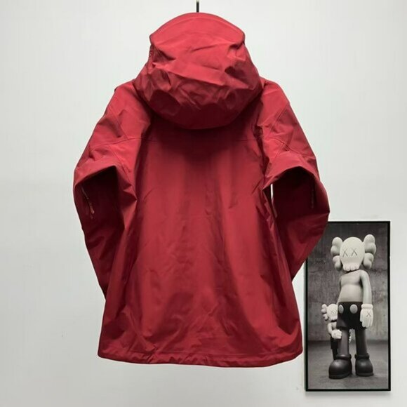 Arc'teryx Alpha SV Jacket | Gore-Tex, Bordeaux Red (SV7), Outdoor/Hiking/Ski - Picture 2 of 8